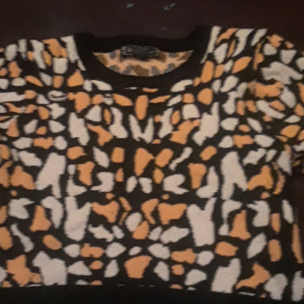 A tiger belly shirt